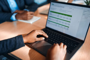 Top 6 Sales CRMs that Integrate with QuickBooks